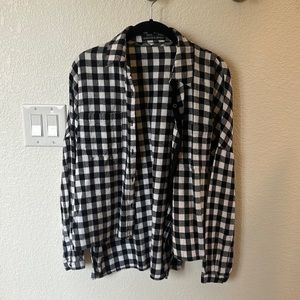 Boxy buffalo plaid button down, size M